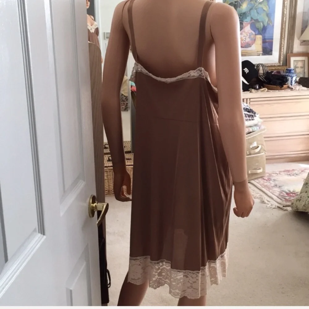 Vintage 1940s Brown Slip Dress with Beige Lace | Midi | Size M - Picture 6 of 6